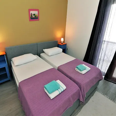 Helena * 무르테르