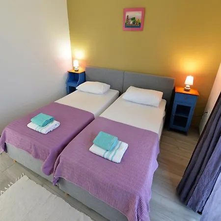 Helena דירה מורטר